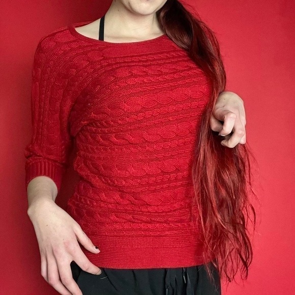 Red Christmas style sweater ❤️❤️​​​​​​​​​​​​​​​​​​ - Picture 1 of 4